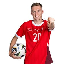 images (8) Un centrocampista per il Cagliari