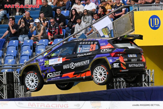 Primo scratch mondiale per Trentin