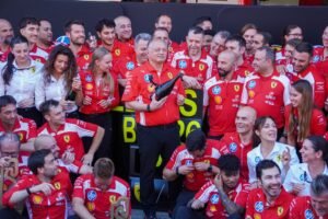 Ferrari fa fatica contro un grande Kimi Antonelli