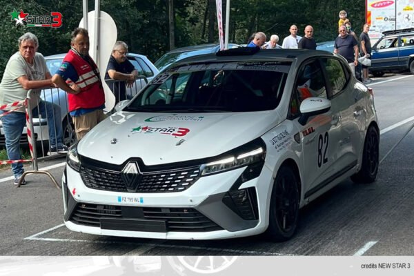 Raco brilla tra le porte di casa